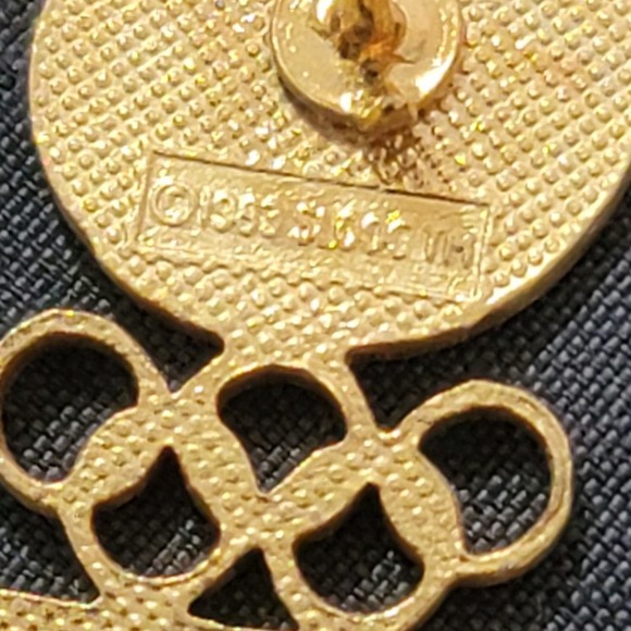 Vtg 1988 Seoul Korea Olympics Lapel Pin - Picture 3 of 3